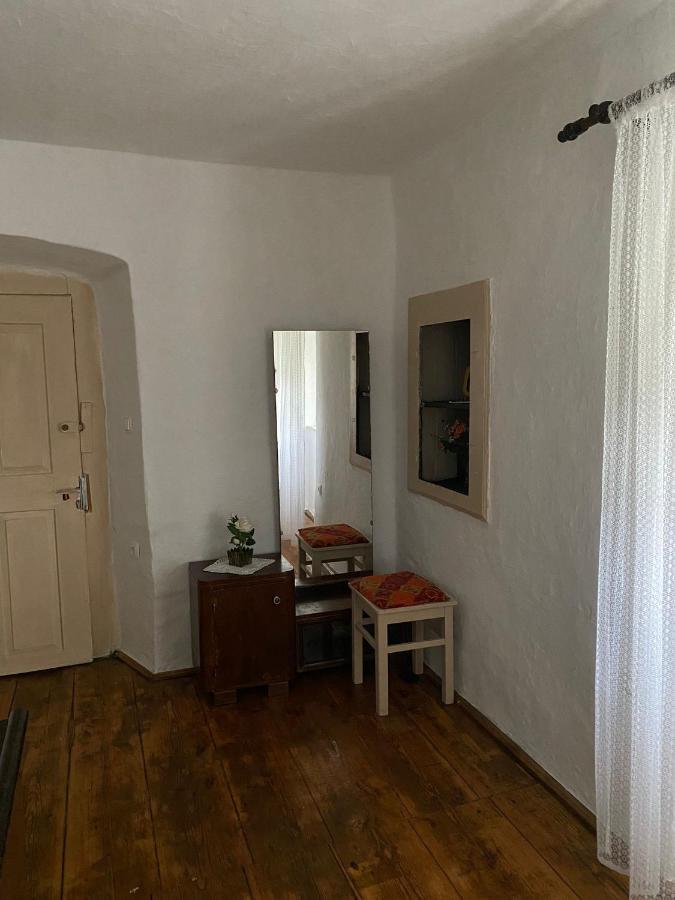 Villa Cultural Monument House Vecchia à Otočac Extérieur photo